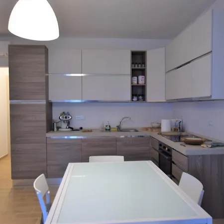 Viadelmare Apartment